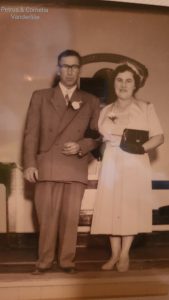 Klik voor foto in apart venster quma0008003003.jpg