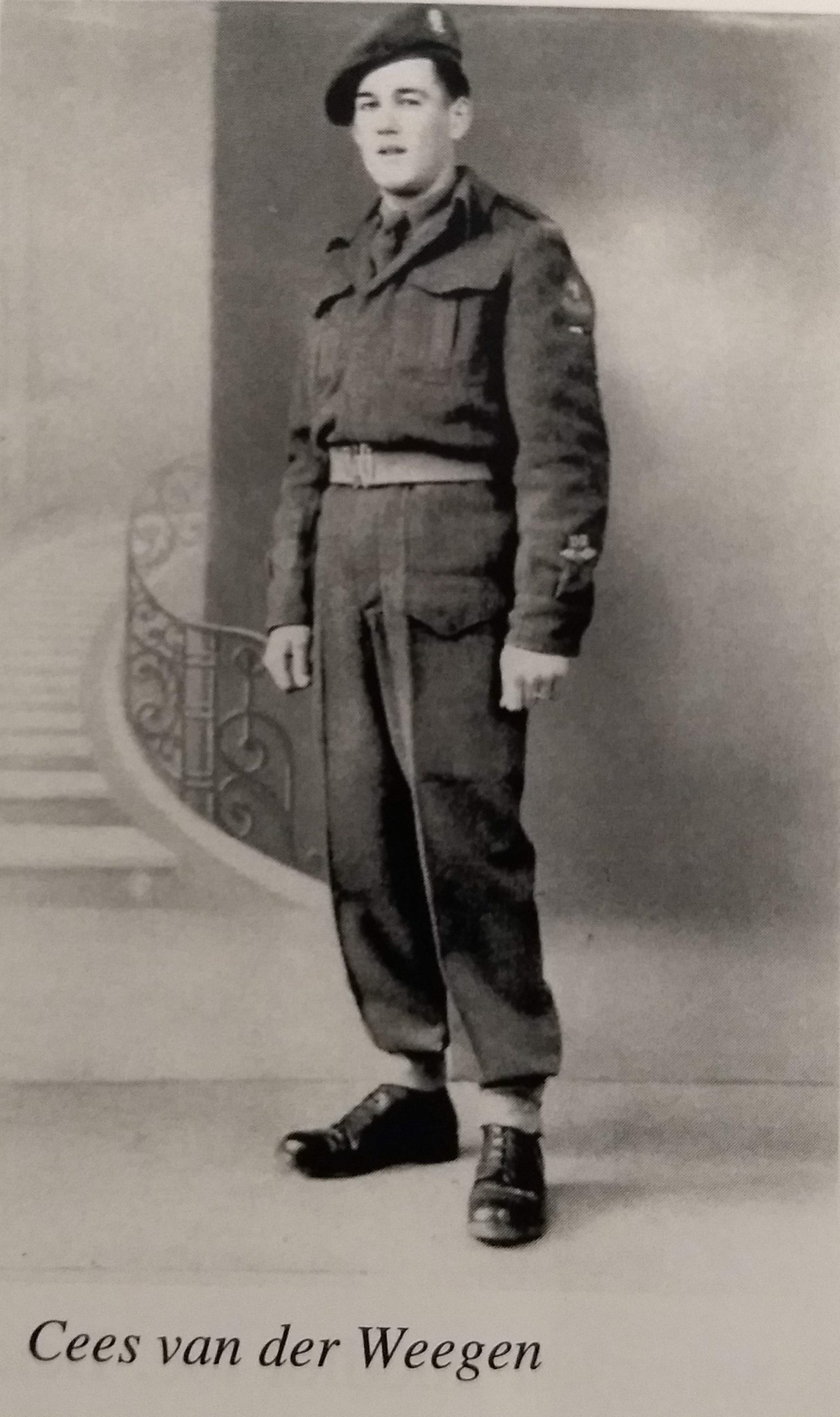 Klik voor foto in apart venster quma0008004001.jpg