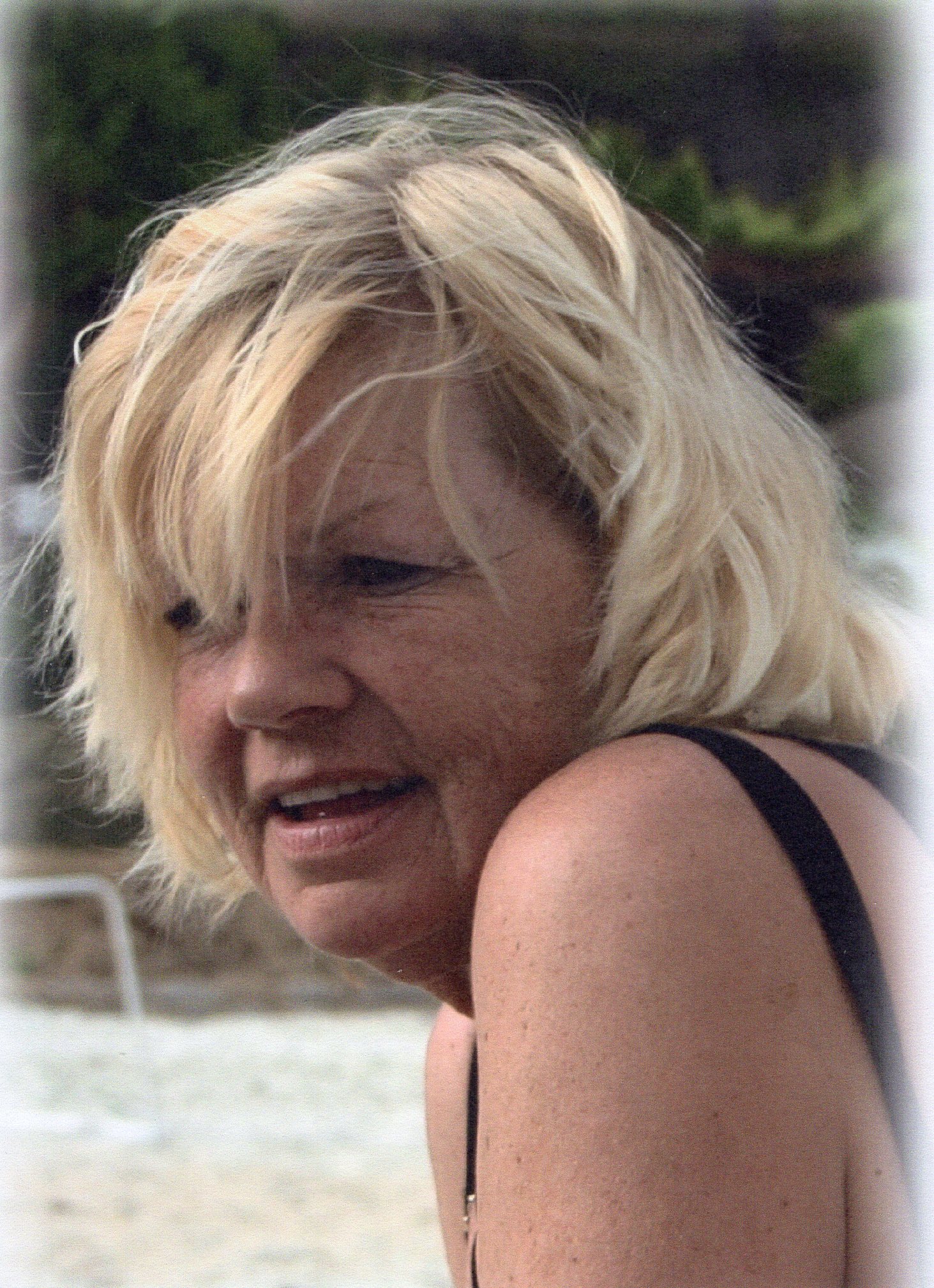 Klik voor foto in apart venster quma0007204001.jpg
