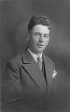 Klik voor foto in apart venster quma0017204006.jpg