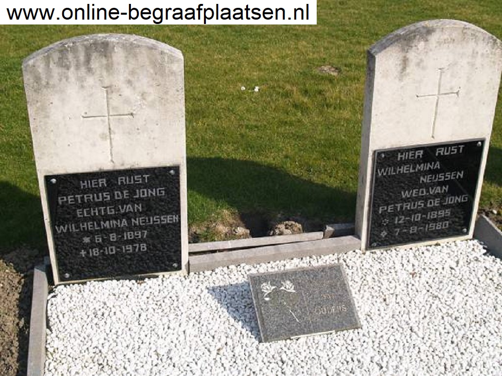Klik voor foto in apart venster quma0036604002.jpg